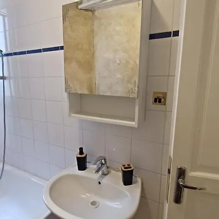 Appartamento Charming Near Sacre-coeur Parigi