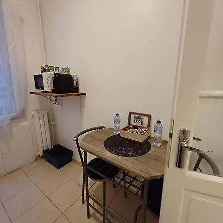 Apartment Josef Paris