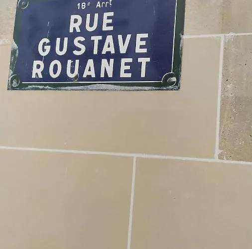 Апартаменты Charming Near Sacre-coeur *