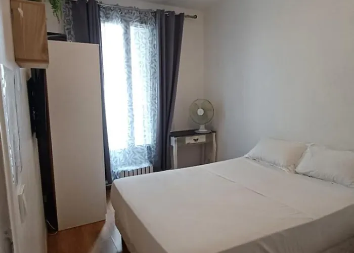 Апартаменты Charming Near Sacre-coeur