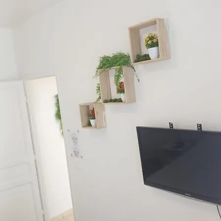 Charming Near Sacre-coeur شقة باريس