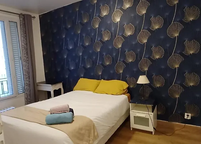 Charming Near Sacre-coeur Apartment *